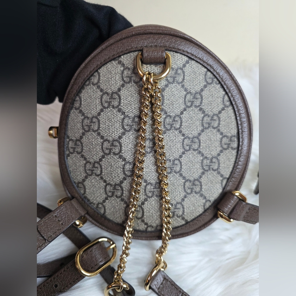 ❌SOLD❌ 🔥Gucci Round Backpack🔥 - Picture 4 of 16